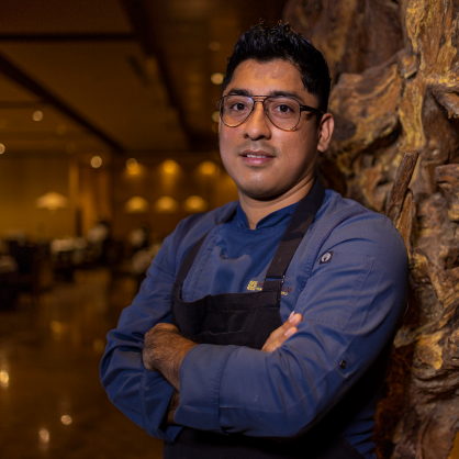 Chef Jhonatan de Jesús Oy Pech